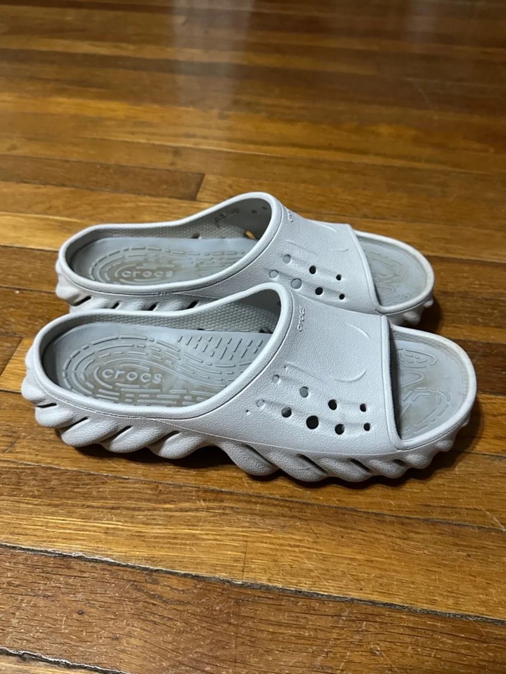 CROCS Unisex Echo Slide, “Atmosphere”, Sz Men’s 7 (Women’s 9)